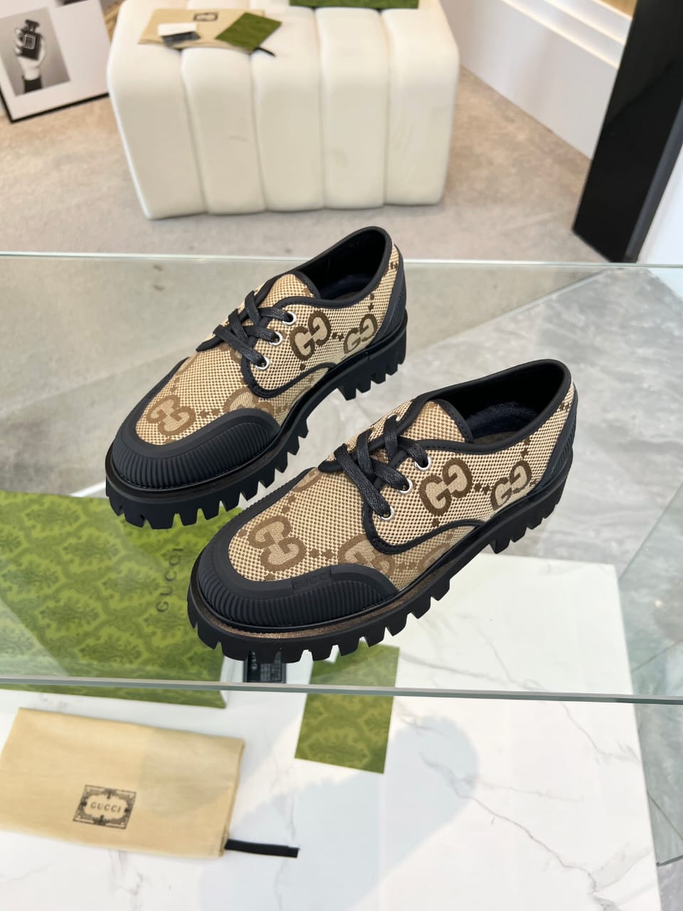 Gucci  Men's loafers Shoes.