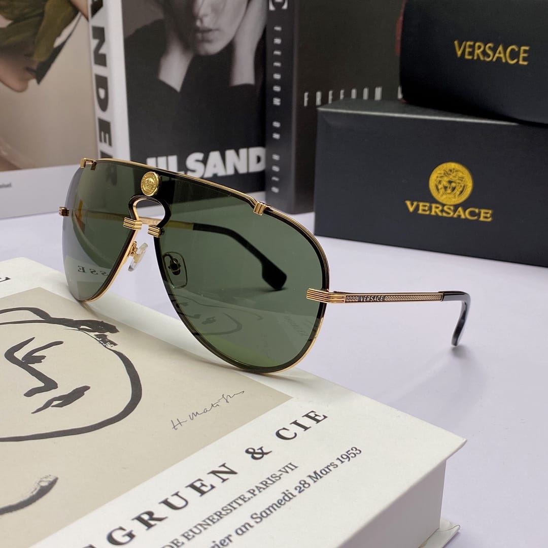 Versace Sunglasses Ve2243