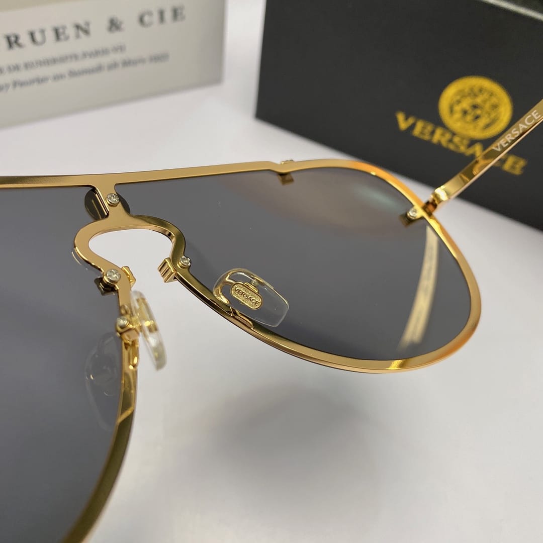 Versace Sunglasses Ve2243