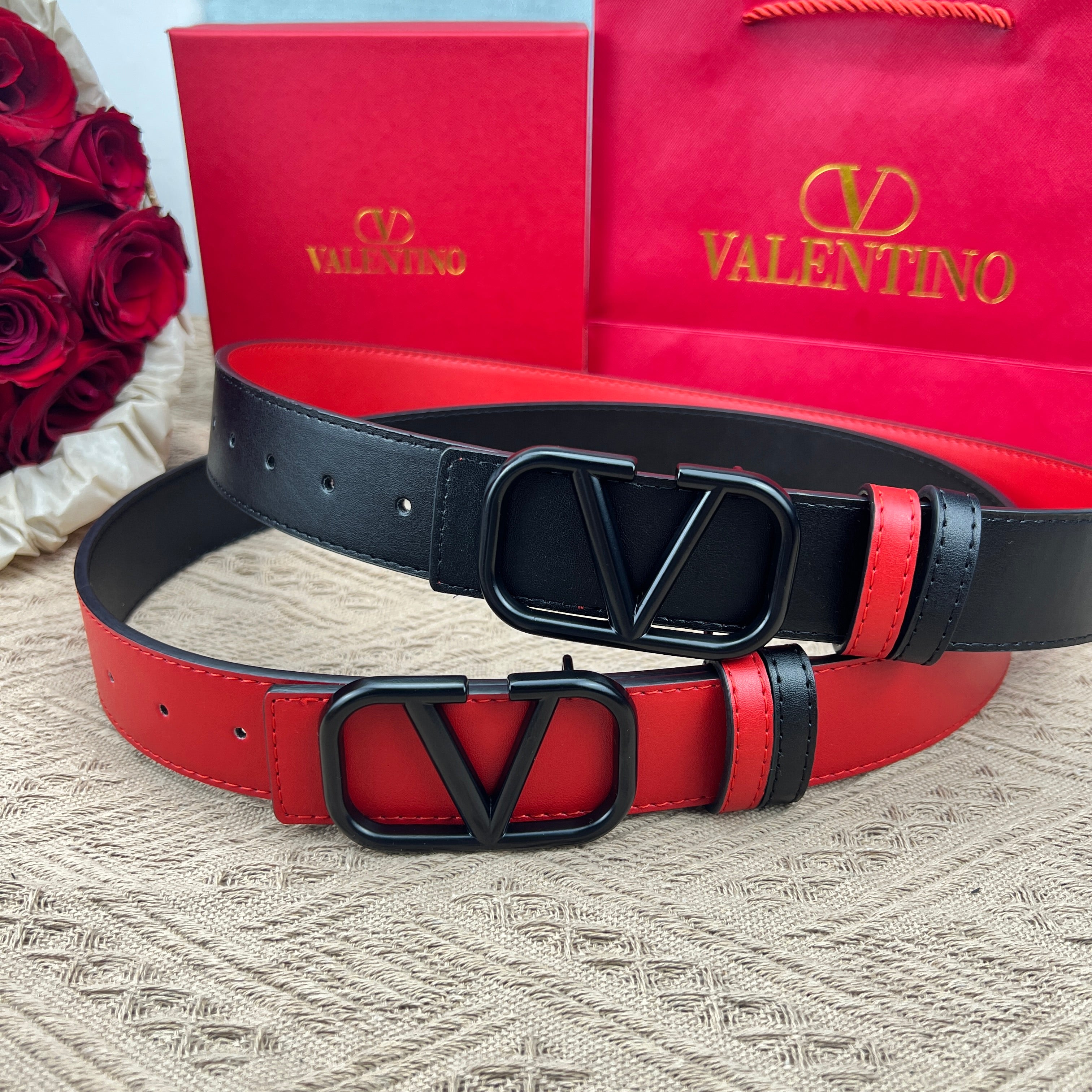 Valentino  VLT reversible  belts