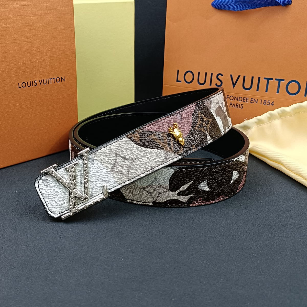 Louis Vuitton Belts