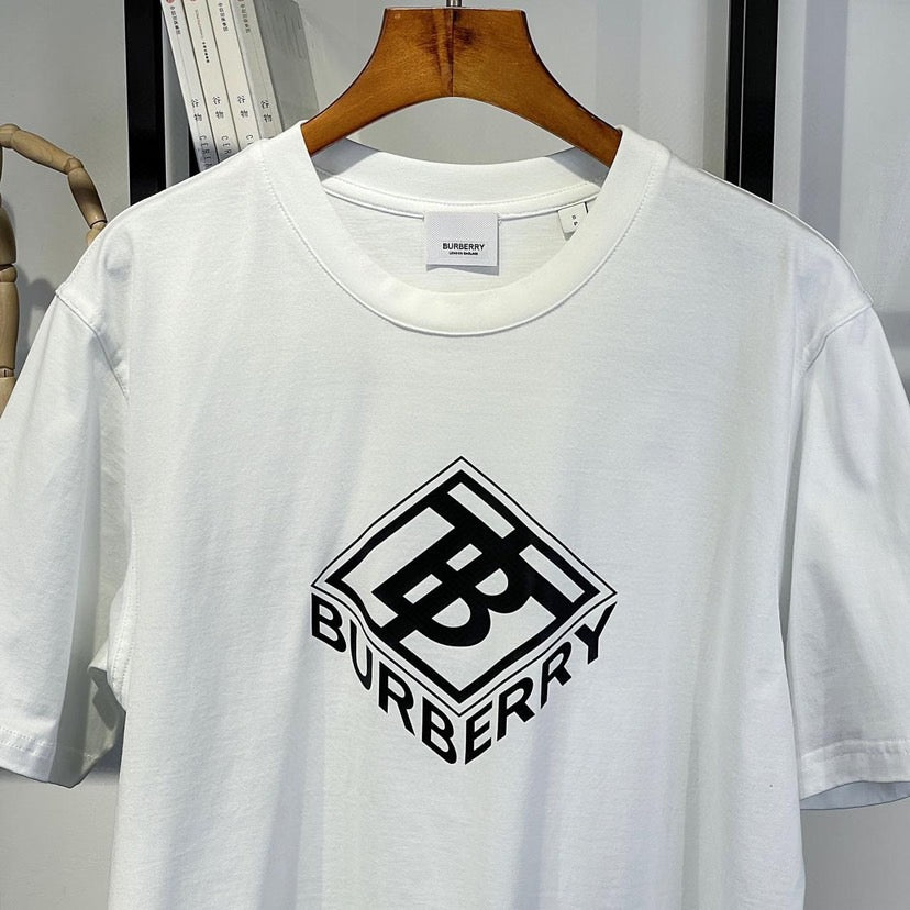 Burberry T-Shirt