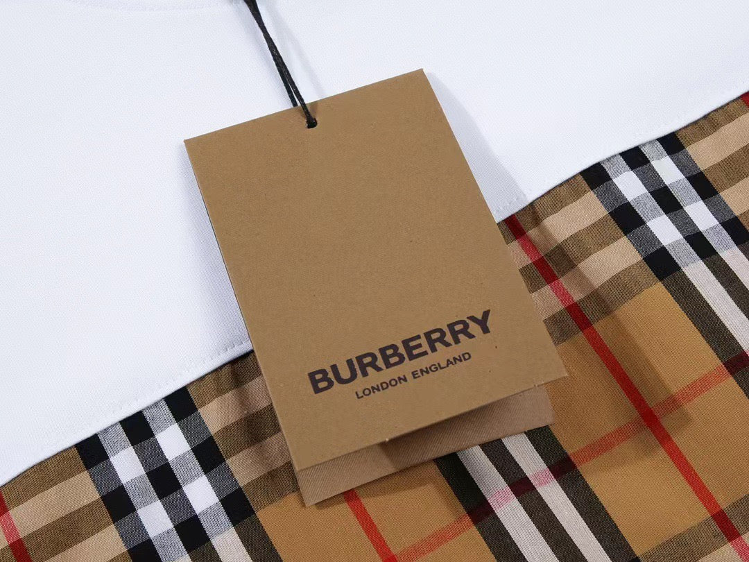 Burberry T-Shirt