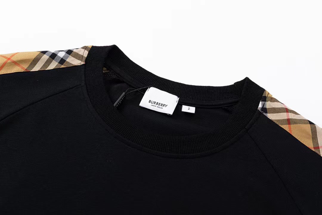 Burberry T-Shirt