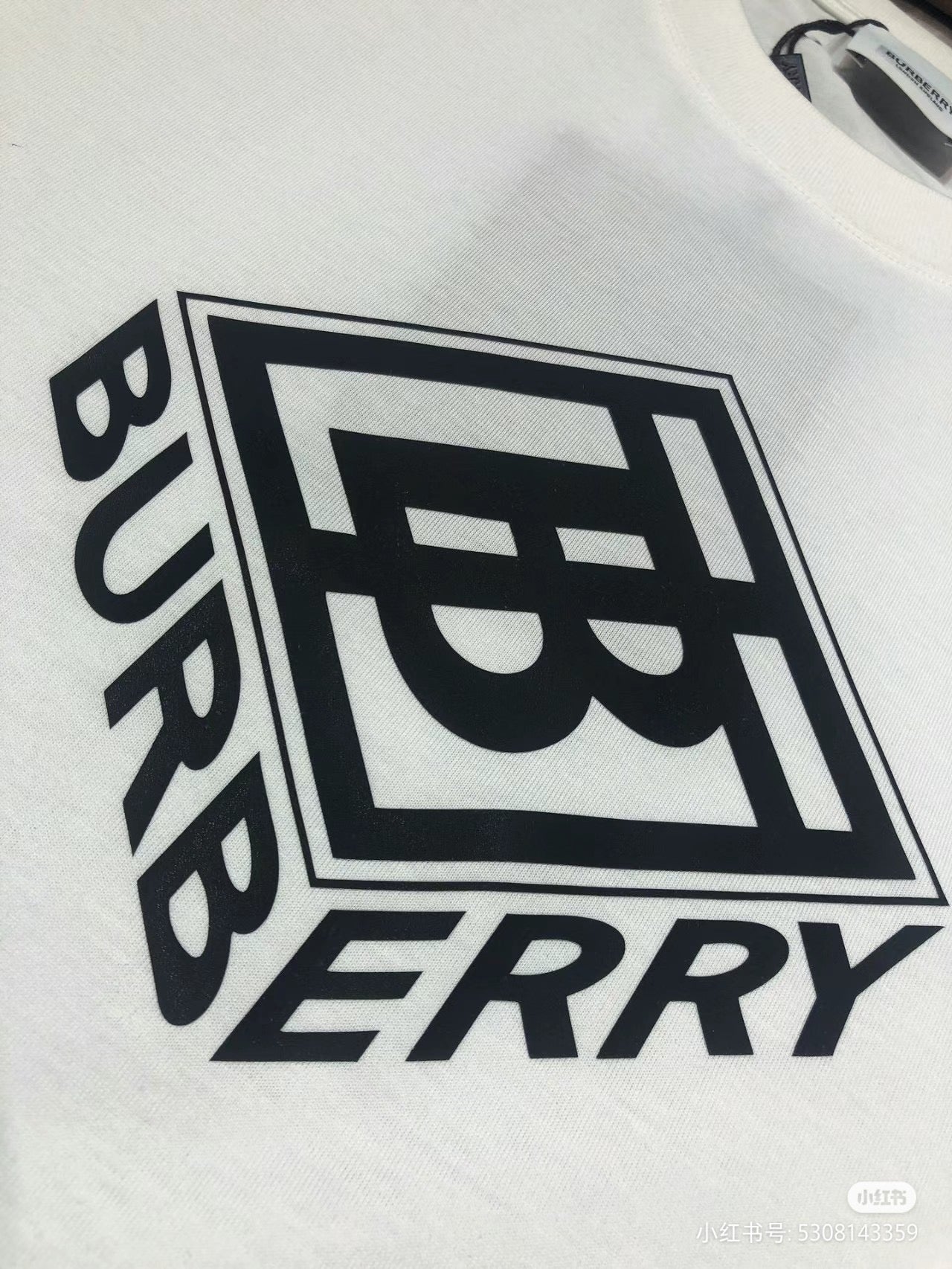 Burberry T-Shirt