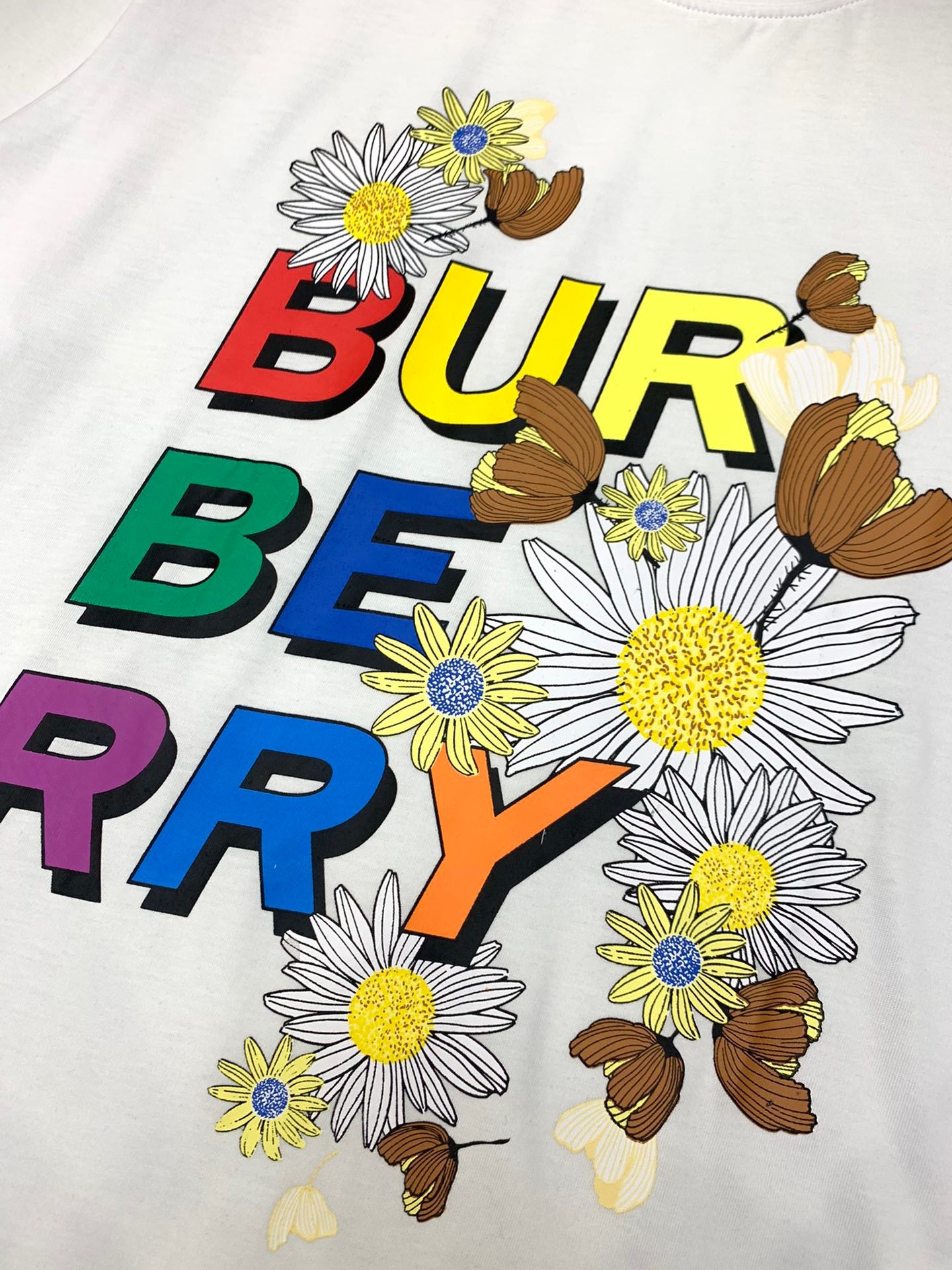 Burberry T-Shirt