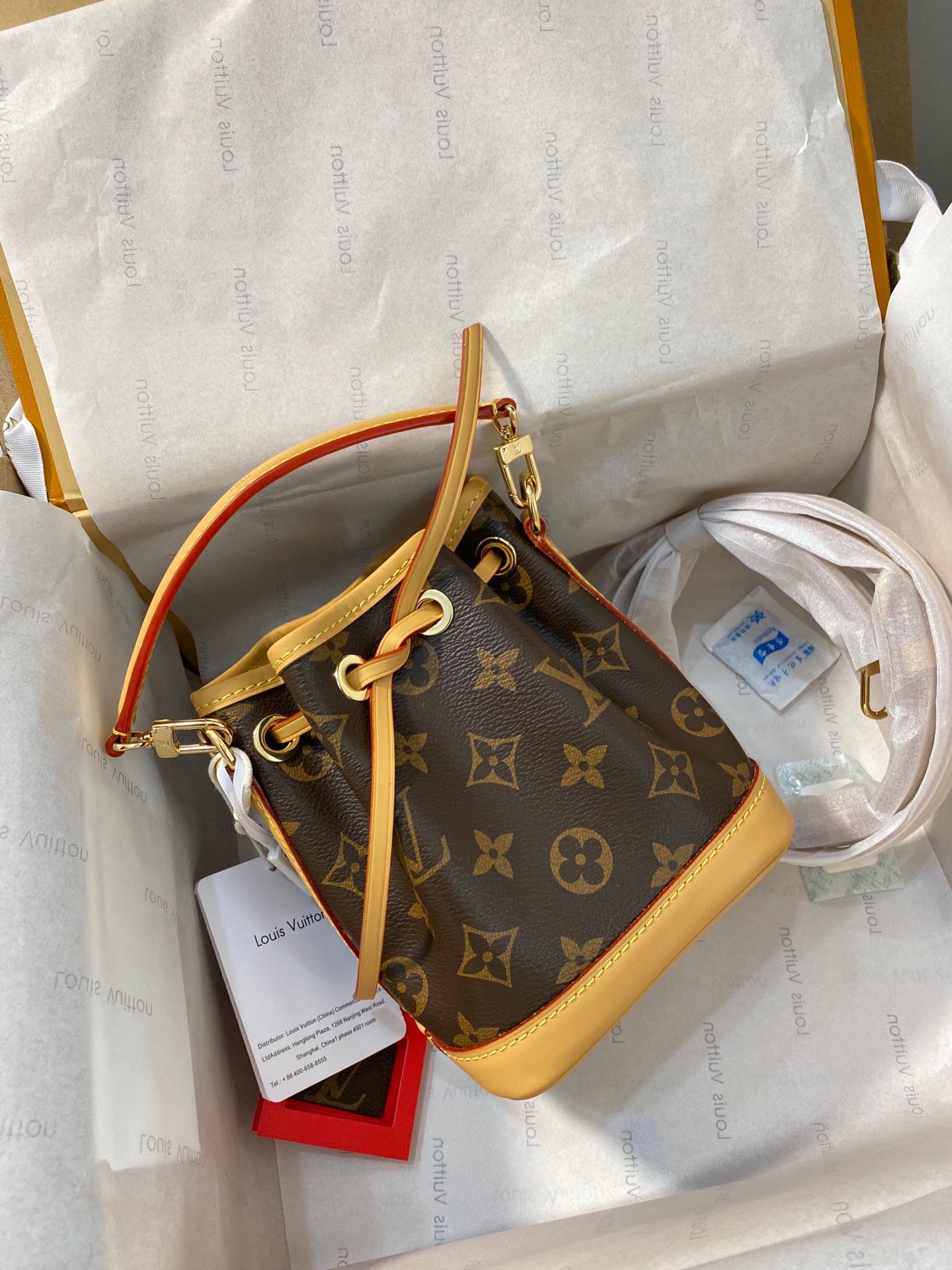Louis Vuitton Nano Neo Handbag (bucket bag) Lushentic Version