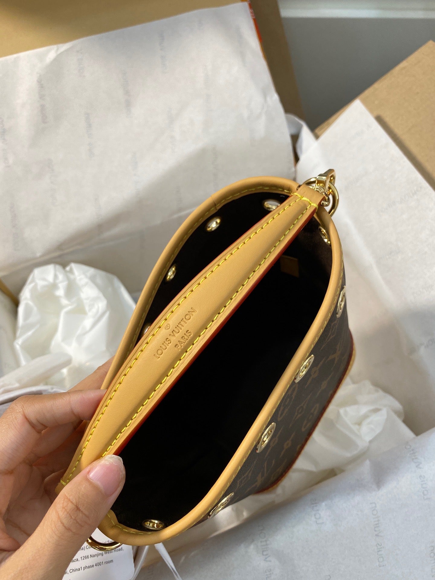 Louis Vuitton Nano Neo Handbag (bucket bag) Lushentic Version