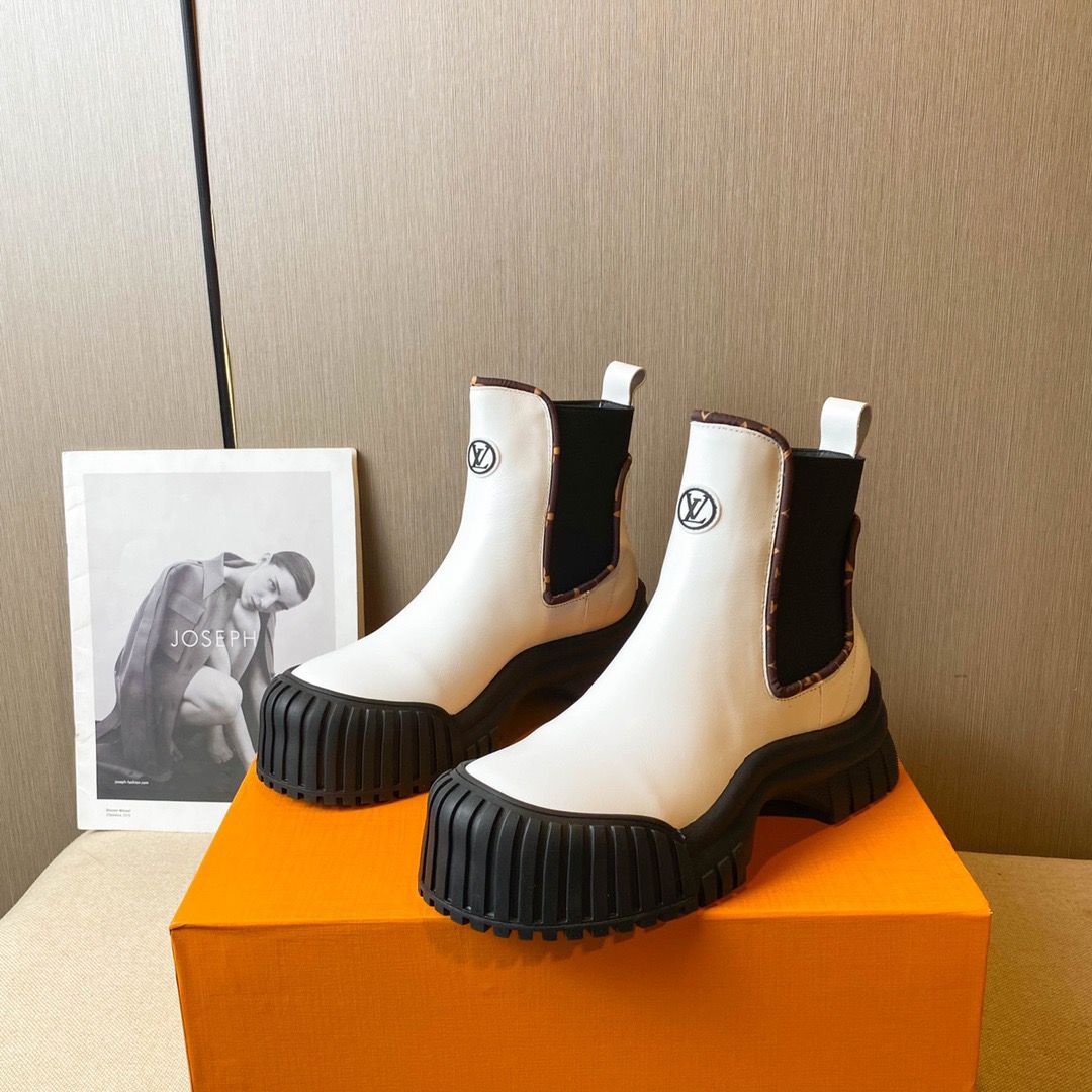 Louis Vuitton Ruby flat ankle boot
