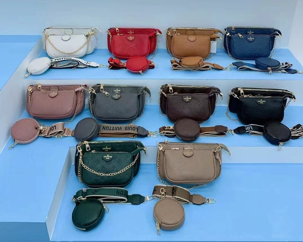 Louis vuitton handbag ( pochette accessories)