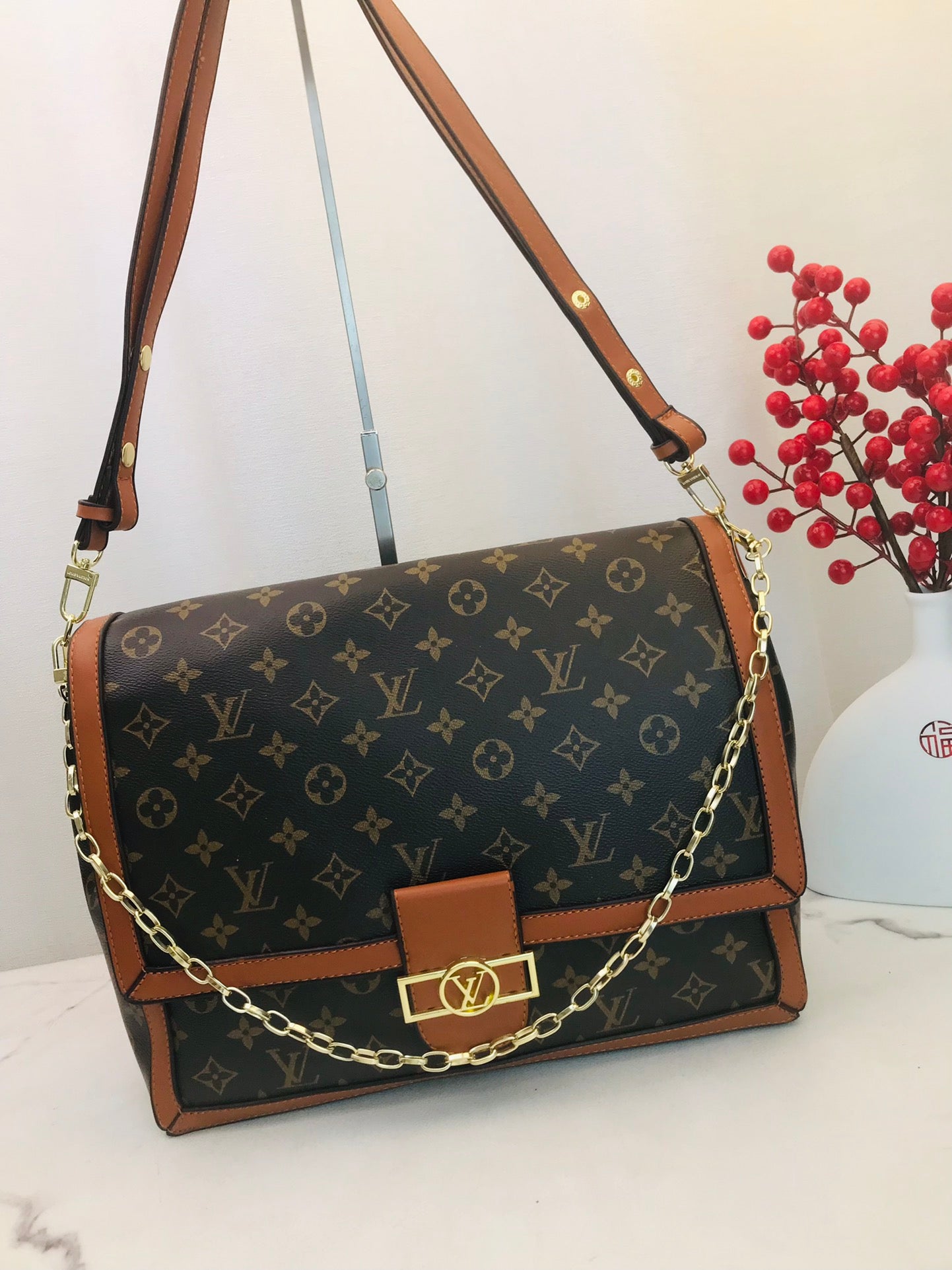 Louis vuitton handbag