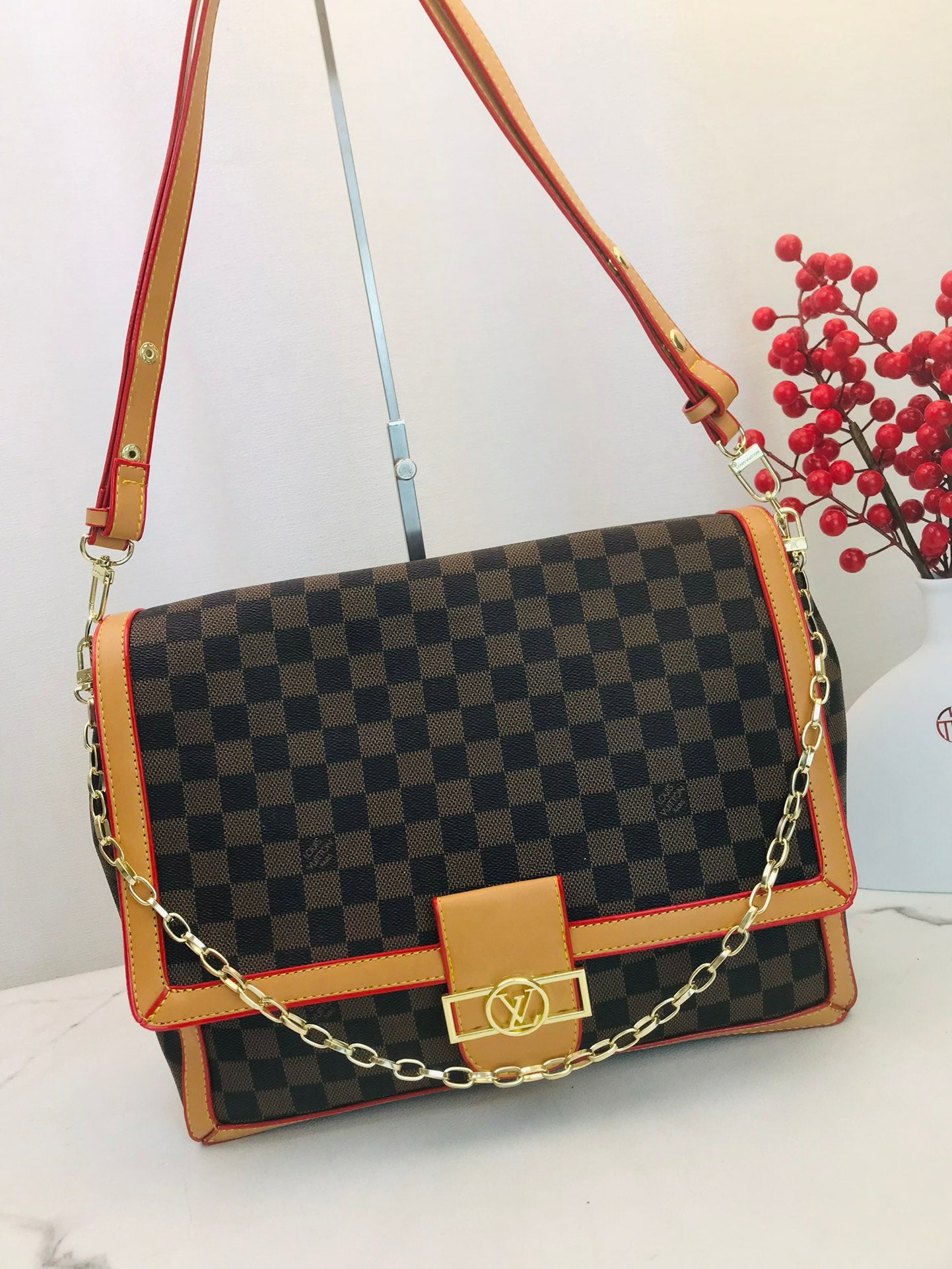 Louis vuitton handbag