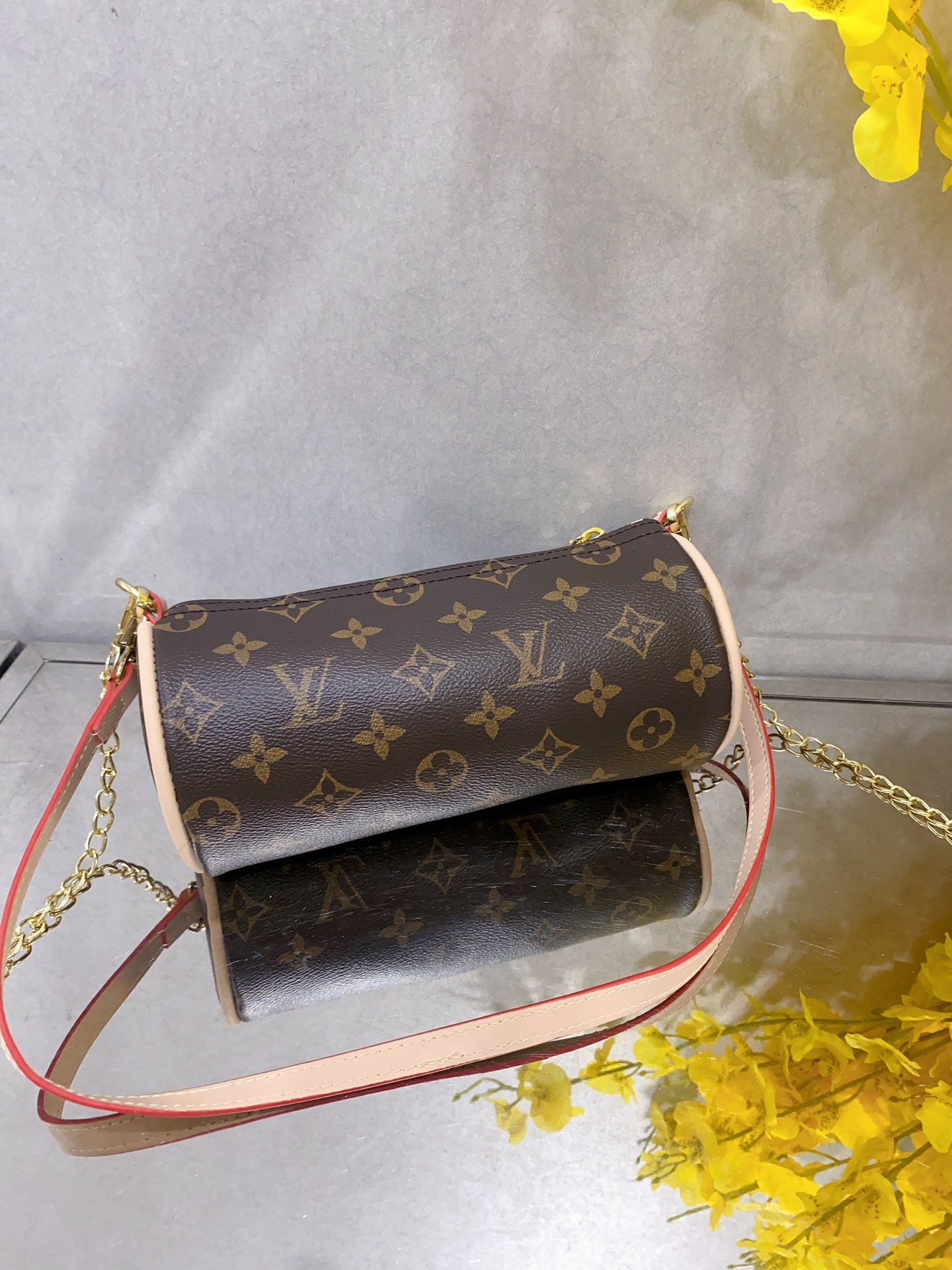 Louis vuitton handbag