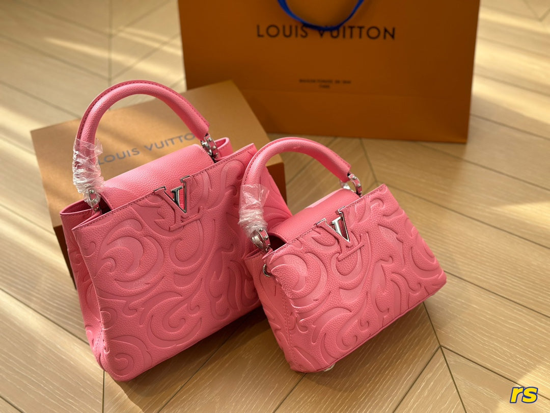 Louis Vuitton Capucines Handbag( 27cm and 20cm)