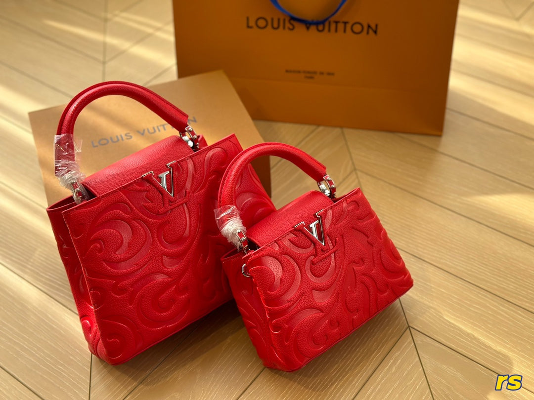 Louis Vuitton Capucines Handbag( 27cm and 20cm)