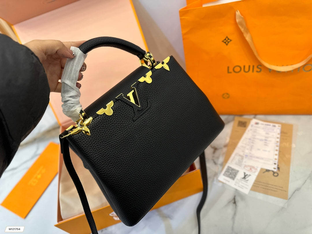 Louis Vuitton Capucines Handbag( 27cm)