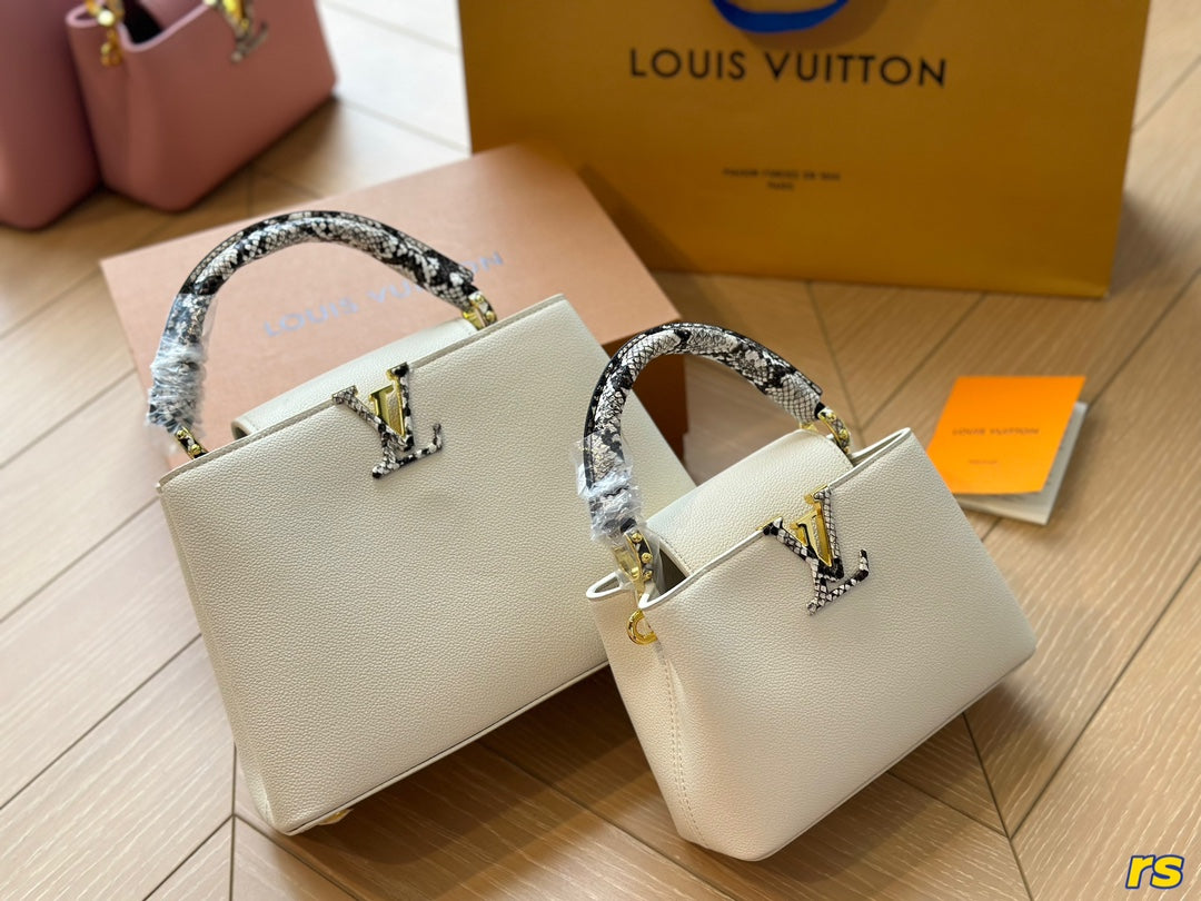 Louis Vuitton Capucines Handbag( 27cm)