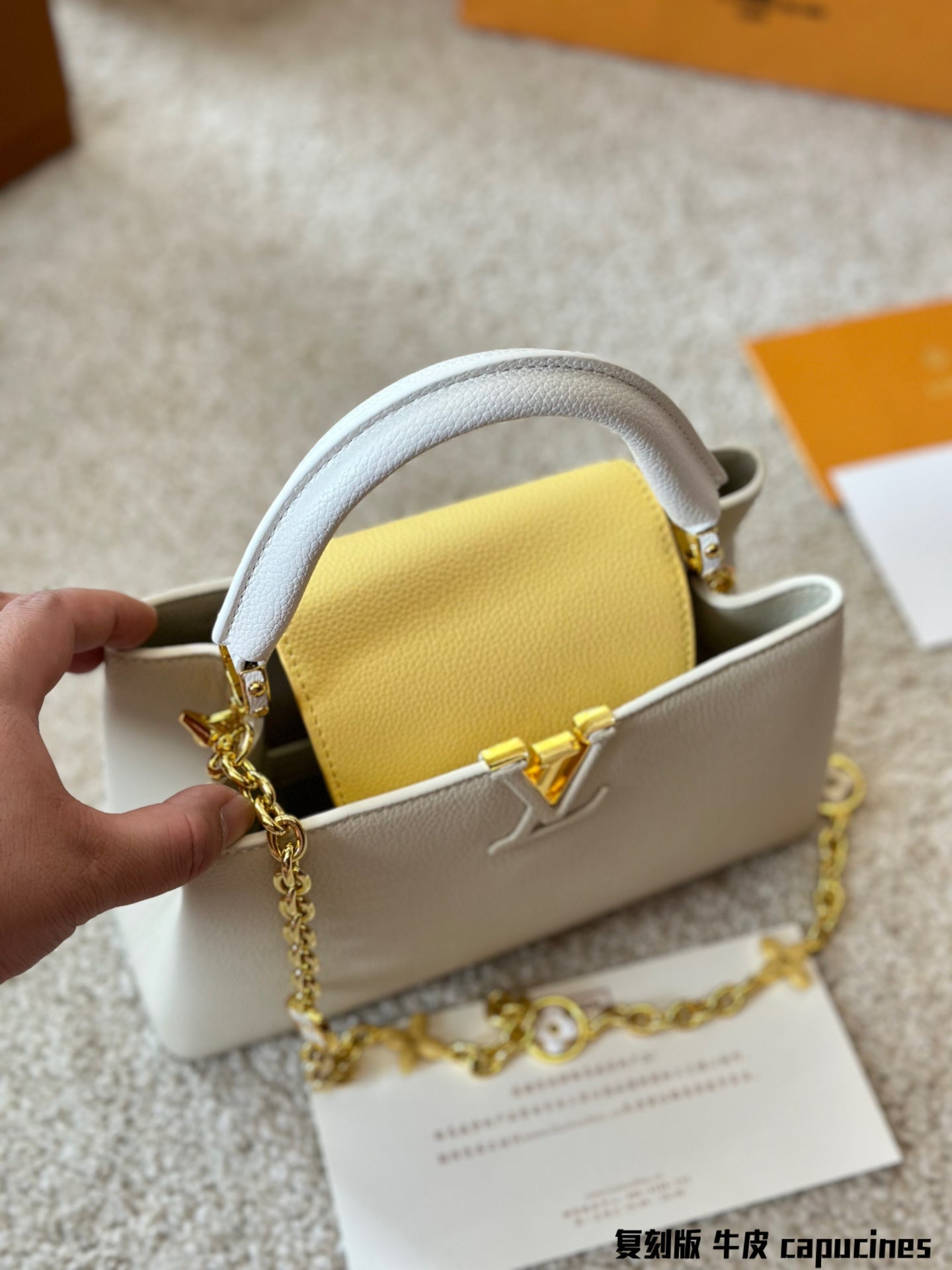 Copy of Louis Vuitton Capucines Handbag( 27cm and 20cm)