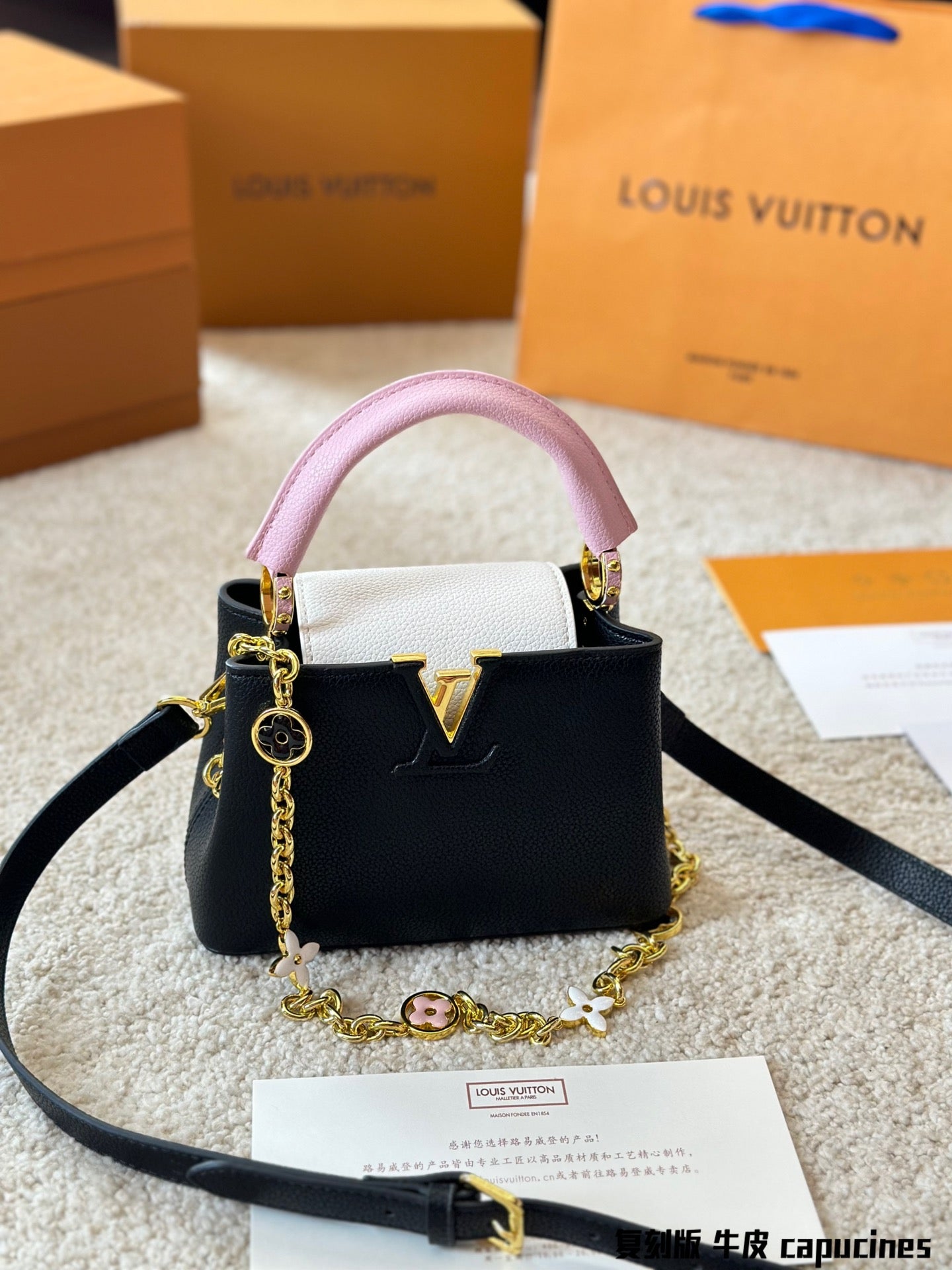 Copy of Louis Vuitton Capucines Handbag( 27cm and 20cm)