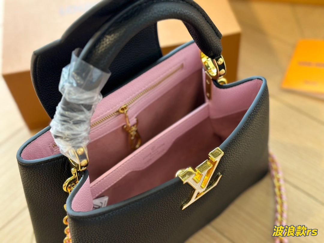 Louis Vuitton Capucines Handbag( 27cm and 20cm)