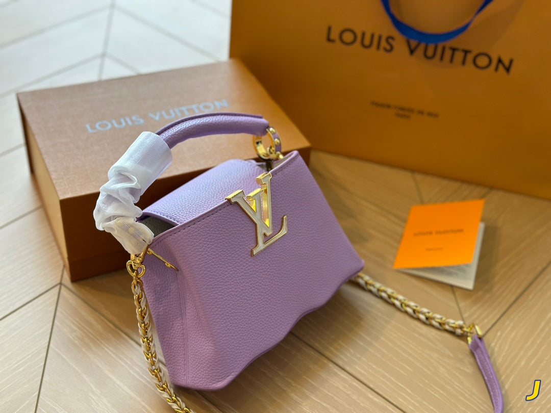Louis Vuitton Capucines Handbag( 27cm and 20cm)