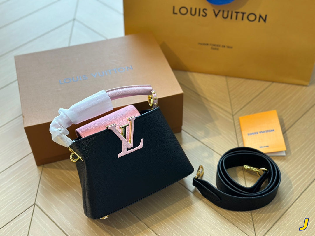 Louis Vuitton Capucines Handbag( 27cm and 20cm)