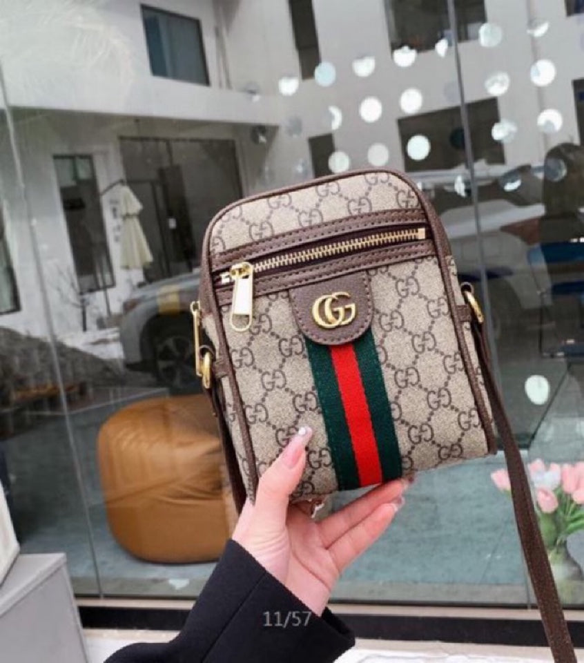 Gucci Handbags (unisex) For men
