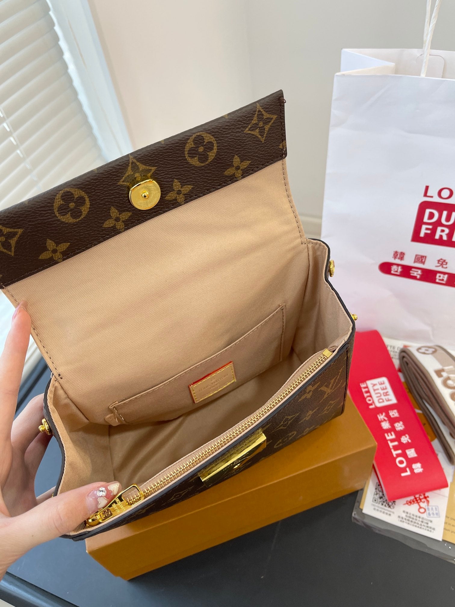 Louis vuitton handbags