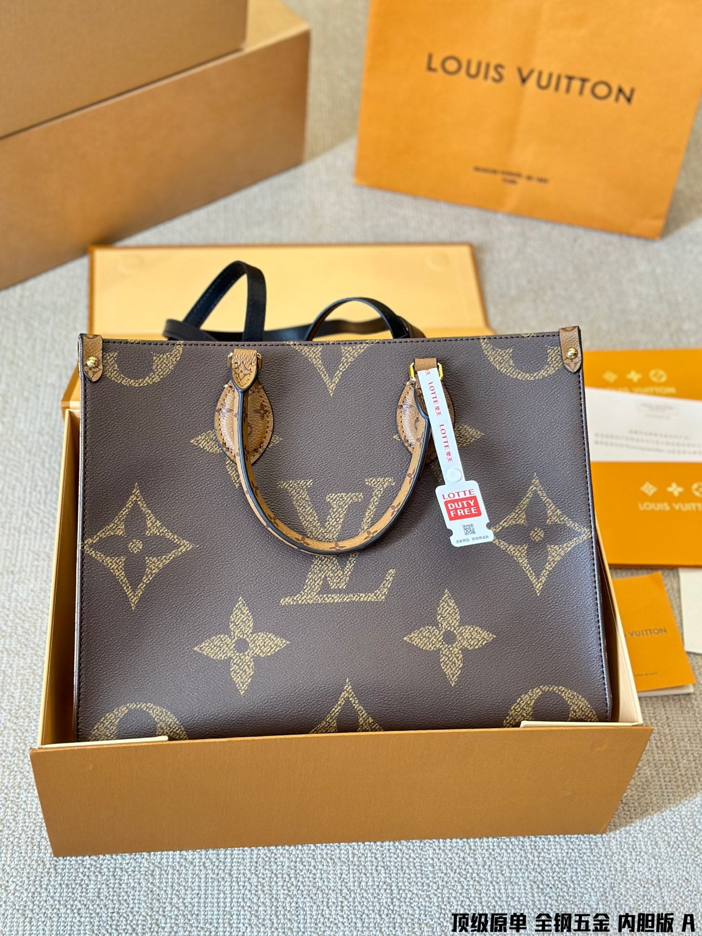 Louis vuitton handbags and free bag organizer