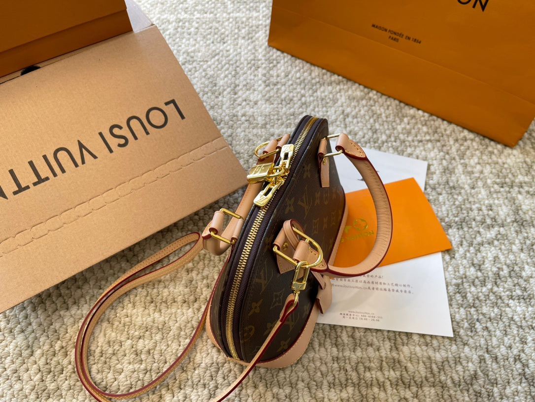 Louis vuitton handbags Alma bb
