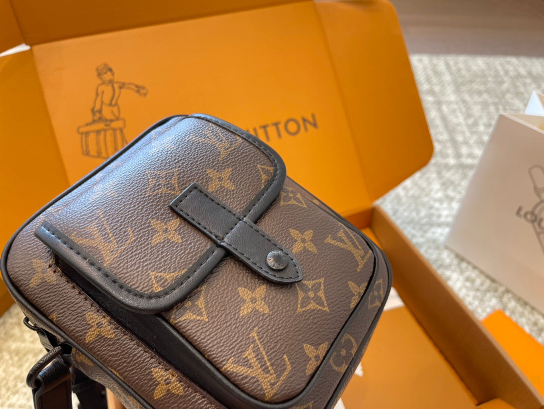 Louis vuitton handbags