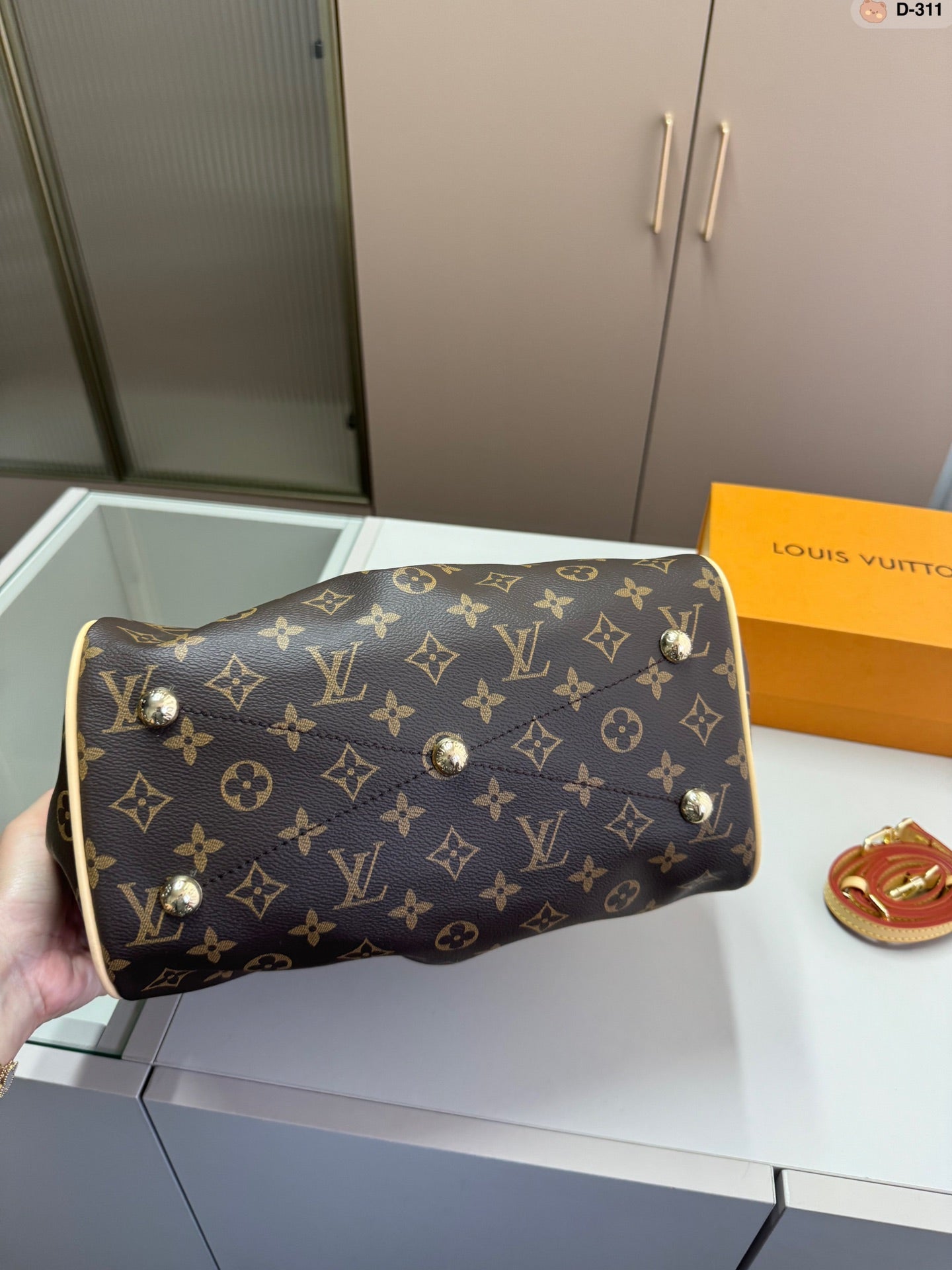 Louis vuitton handbags