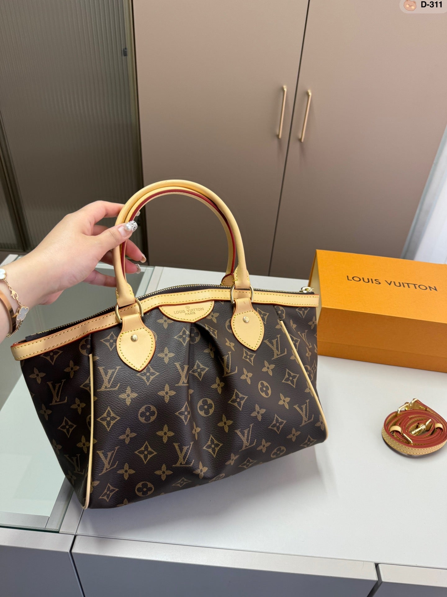 Louis vuitton handbags