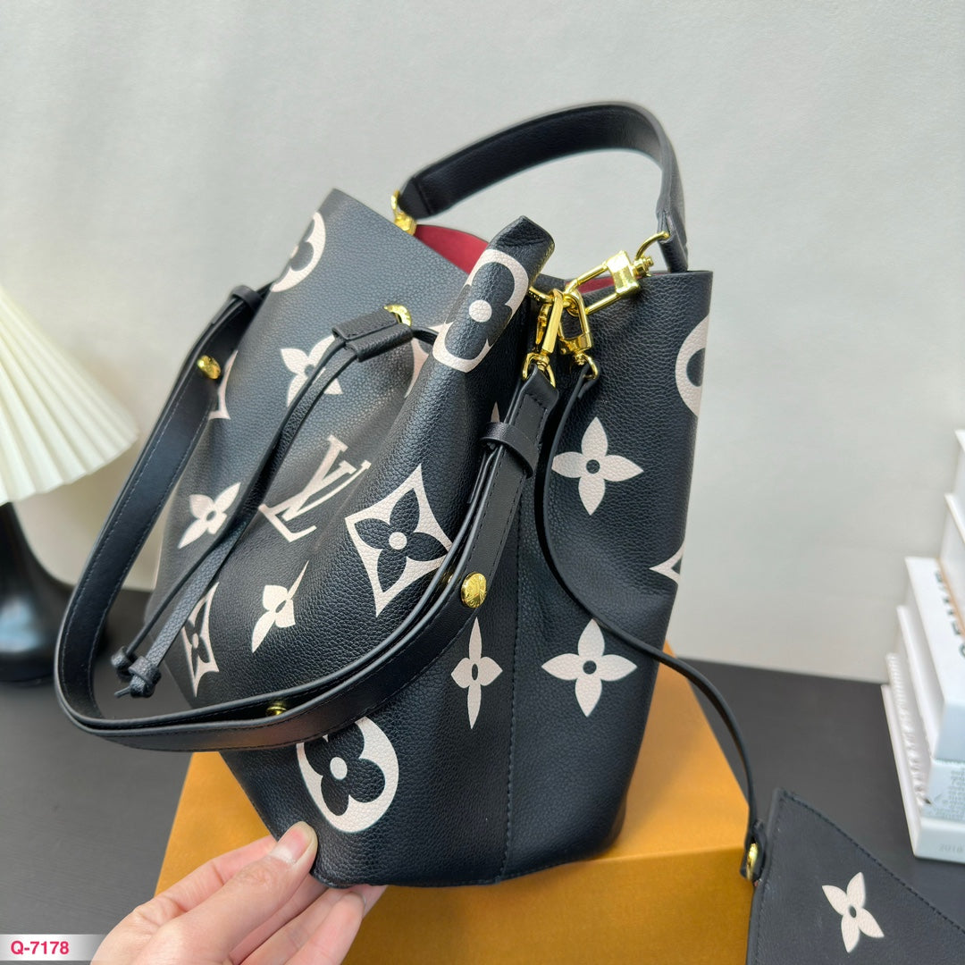 Louis vuitton handbags