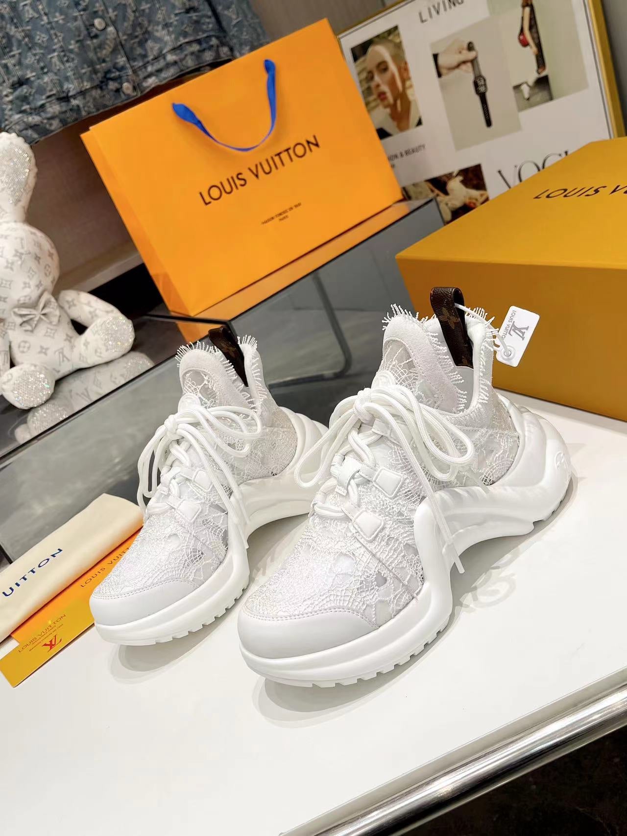 Louis Vuitton  Sneakers