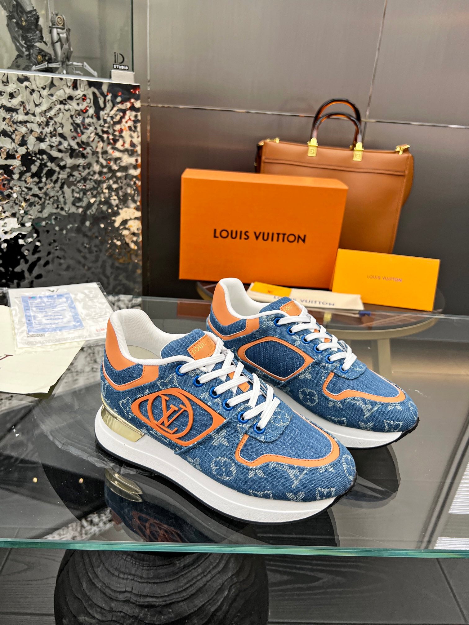 Louis Vuitton  Sneakers