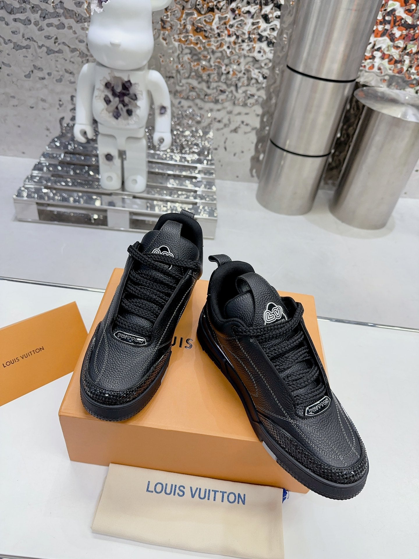 Louis Vuitton  Sneakers