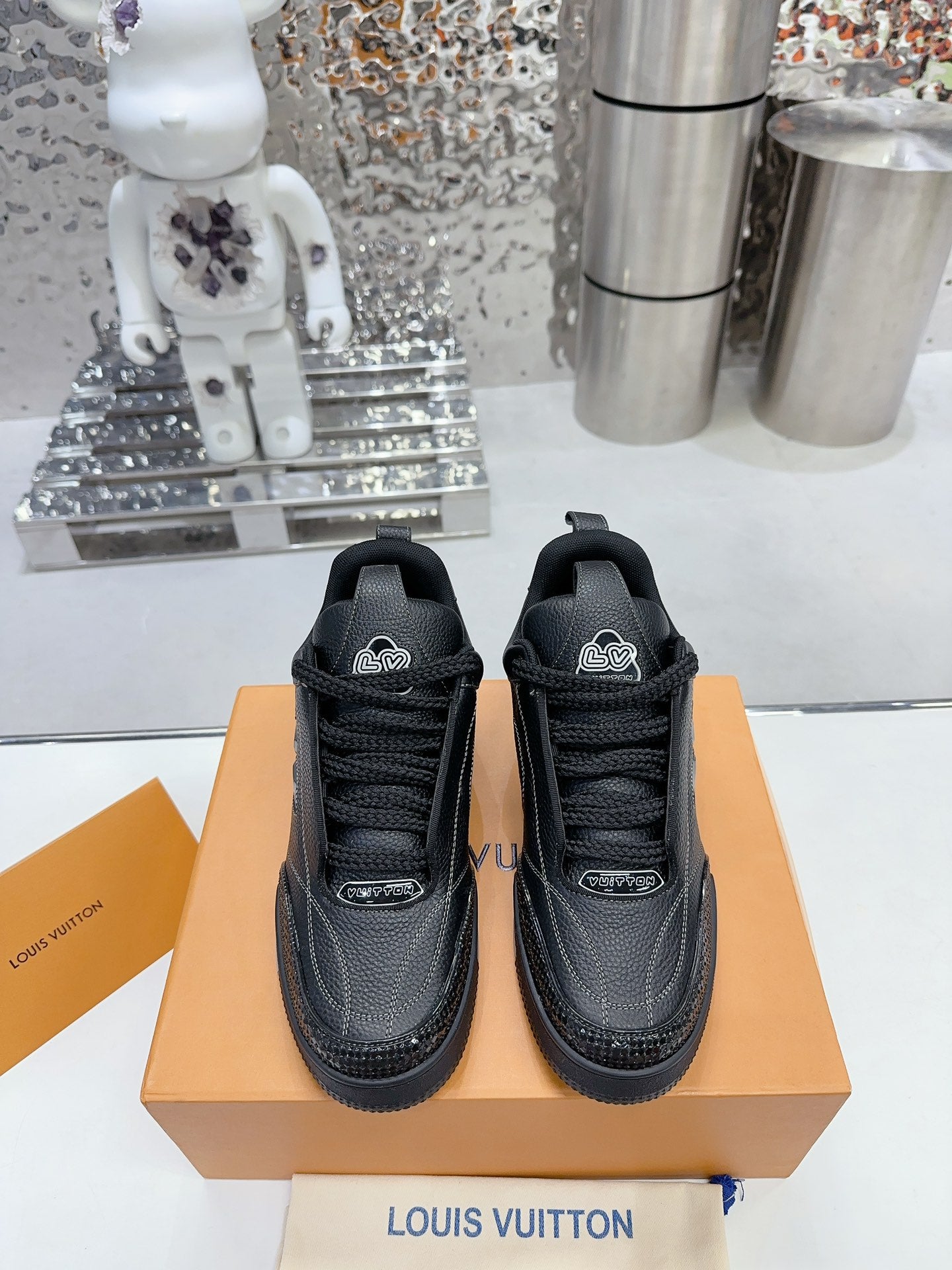 Louis Vuitton  Sneakers