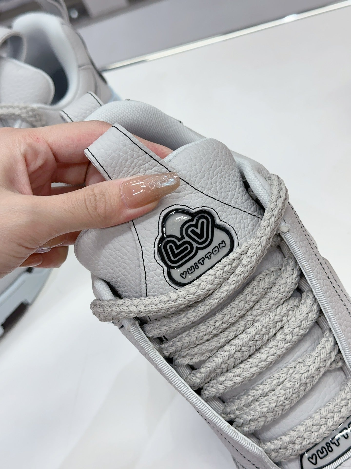 Louis Vuitton  Sneakers