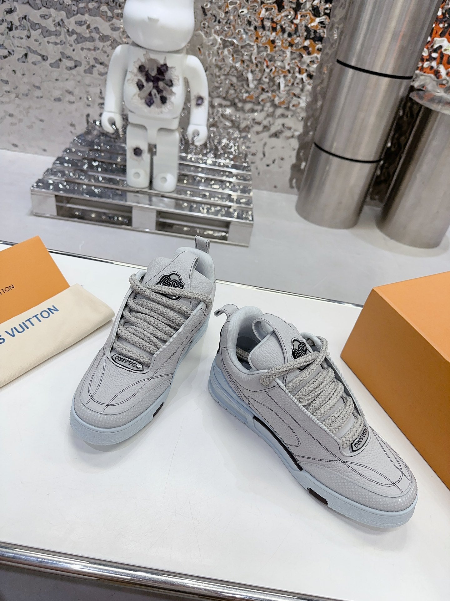 Louis Vuitton  Sneakers