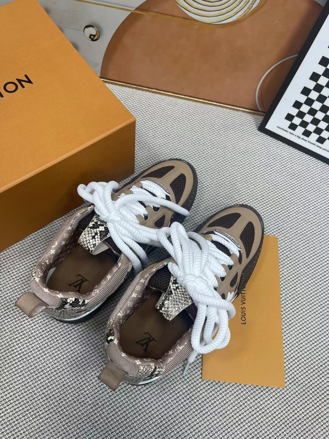 Louis Vuitton  Sneakers