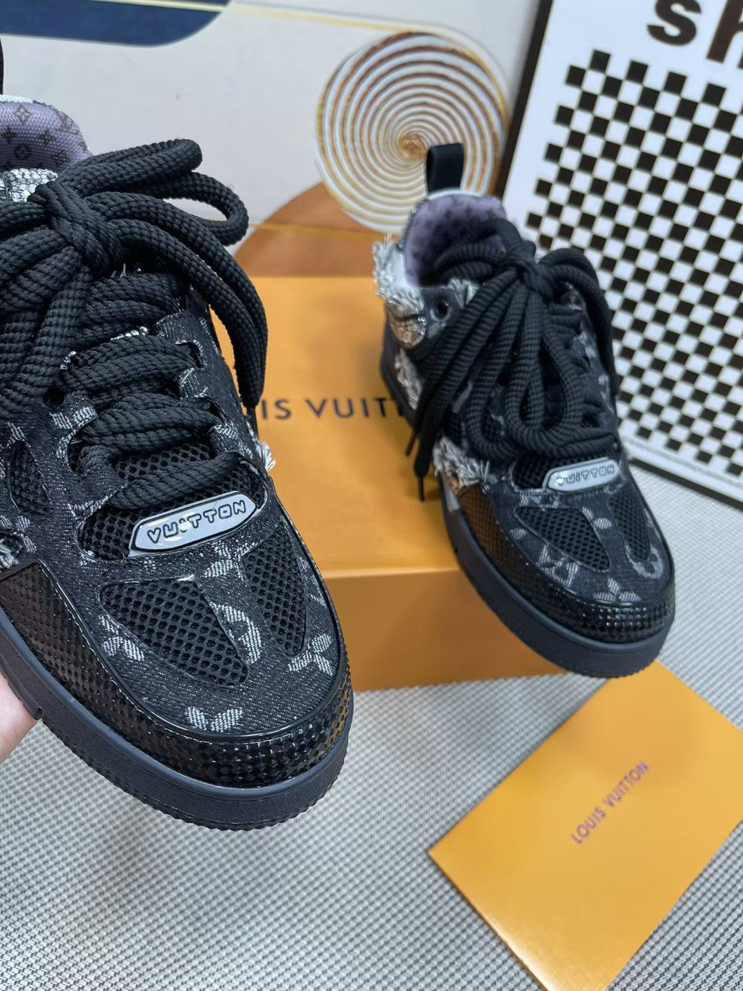 Louis Vuitton  Sneakers