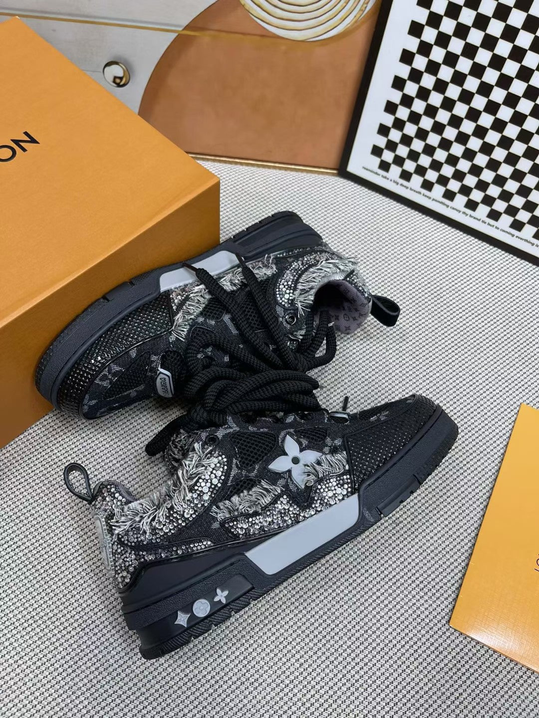 Louis Vuitton  Sneakers