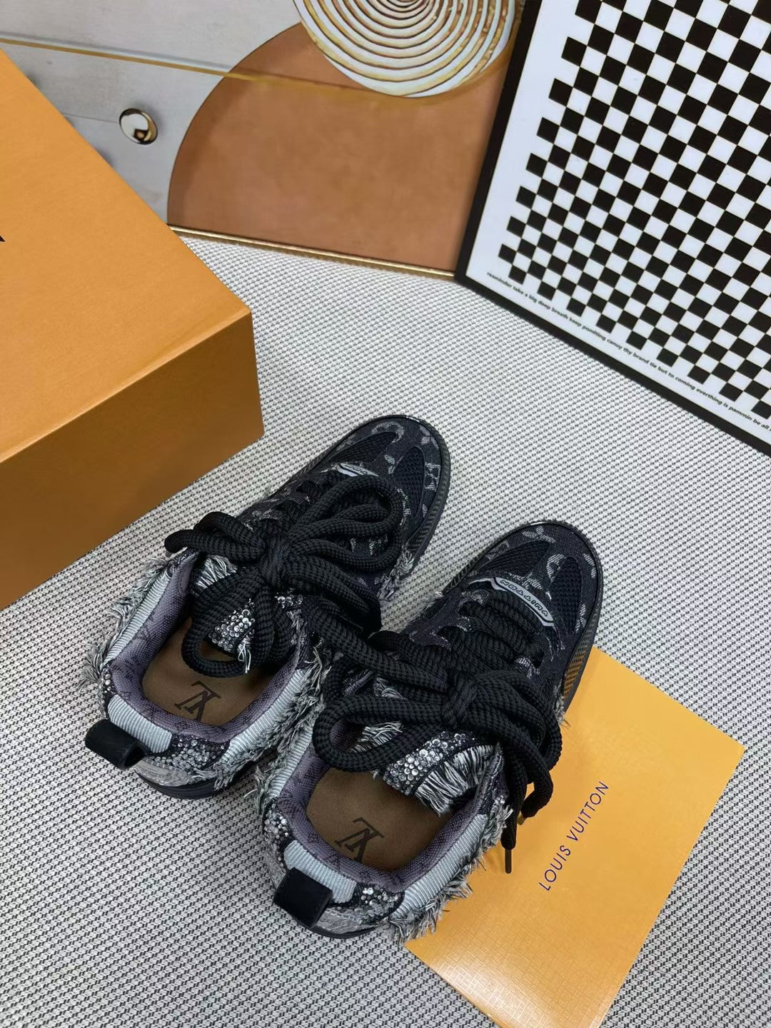 Louis Vuitton  Sneakers