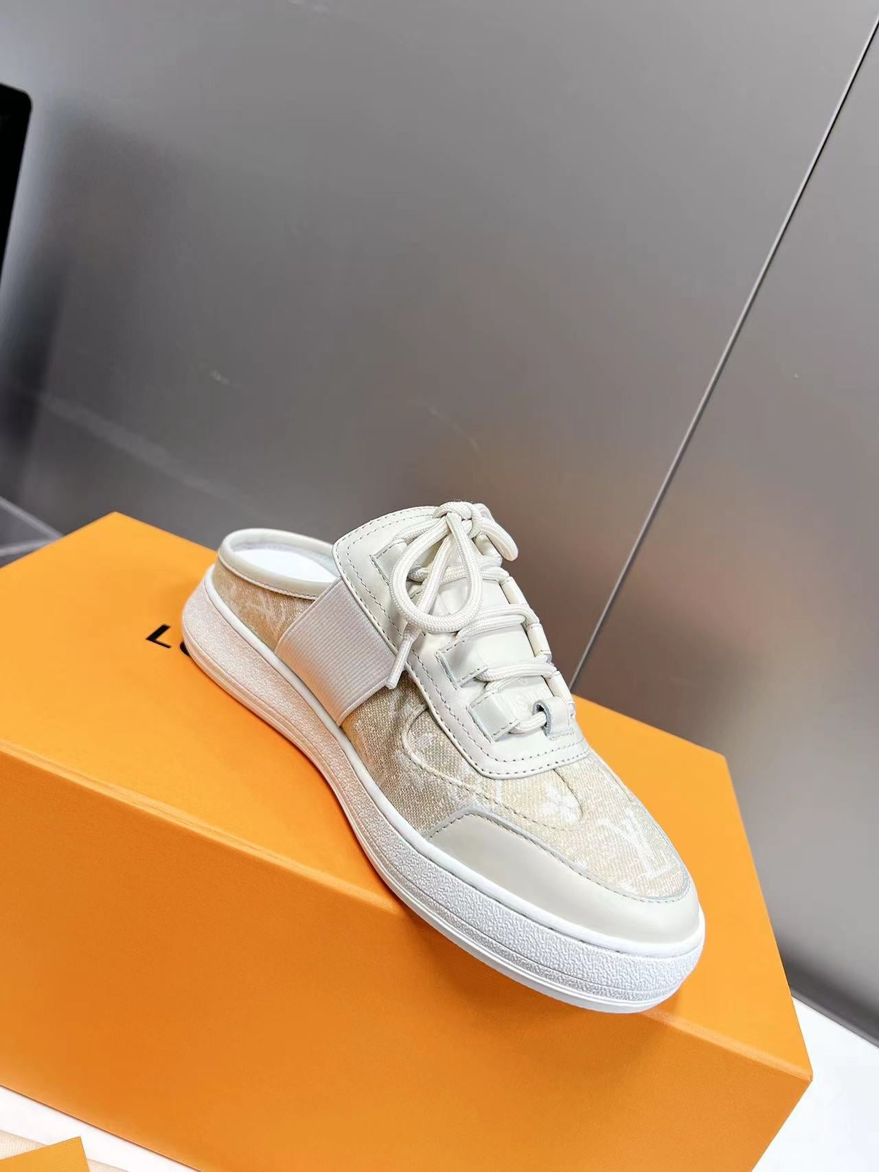 Louis Vuitton  Sneakers