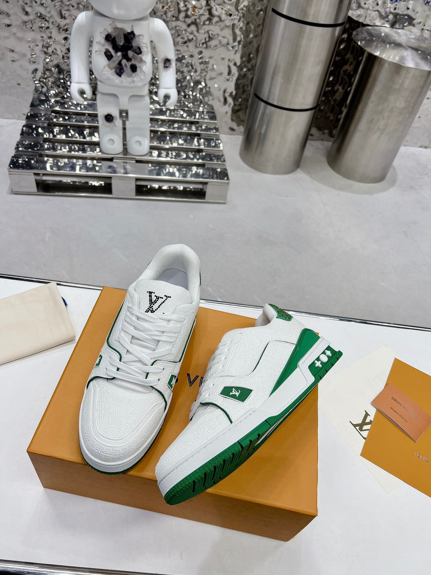 Louis Vuitton  Sneakers