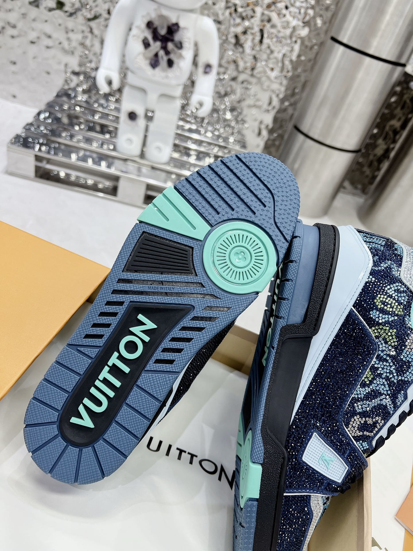 Louis Vuitton  Sneakers