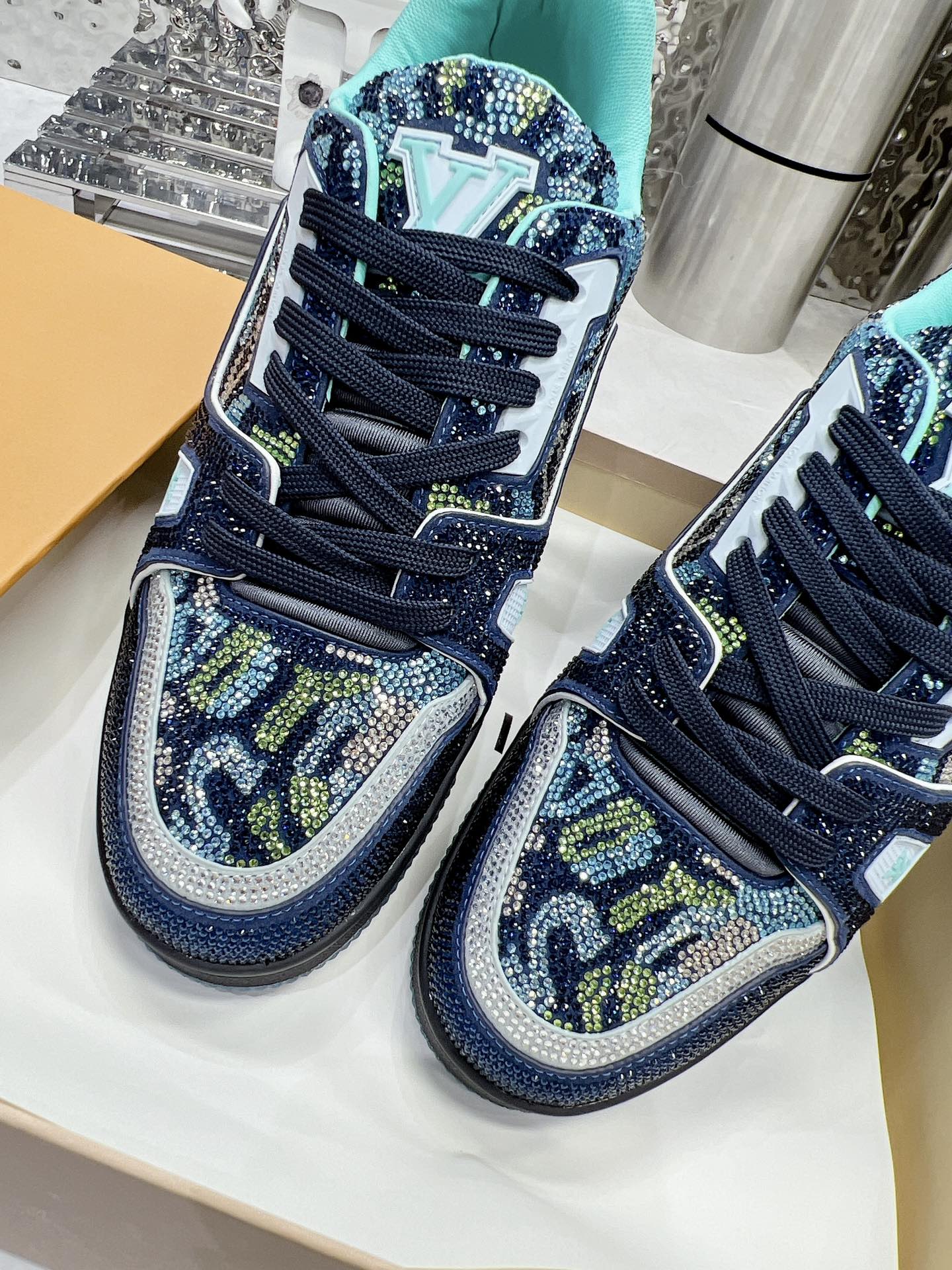 Louis Vuitton  Sneakers