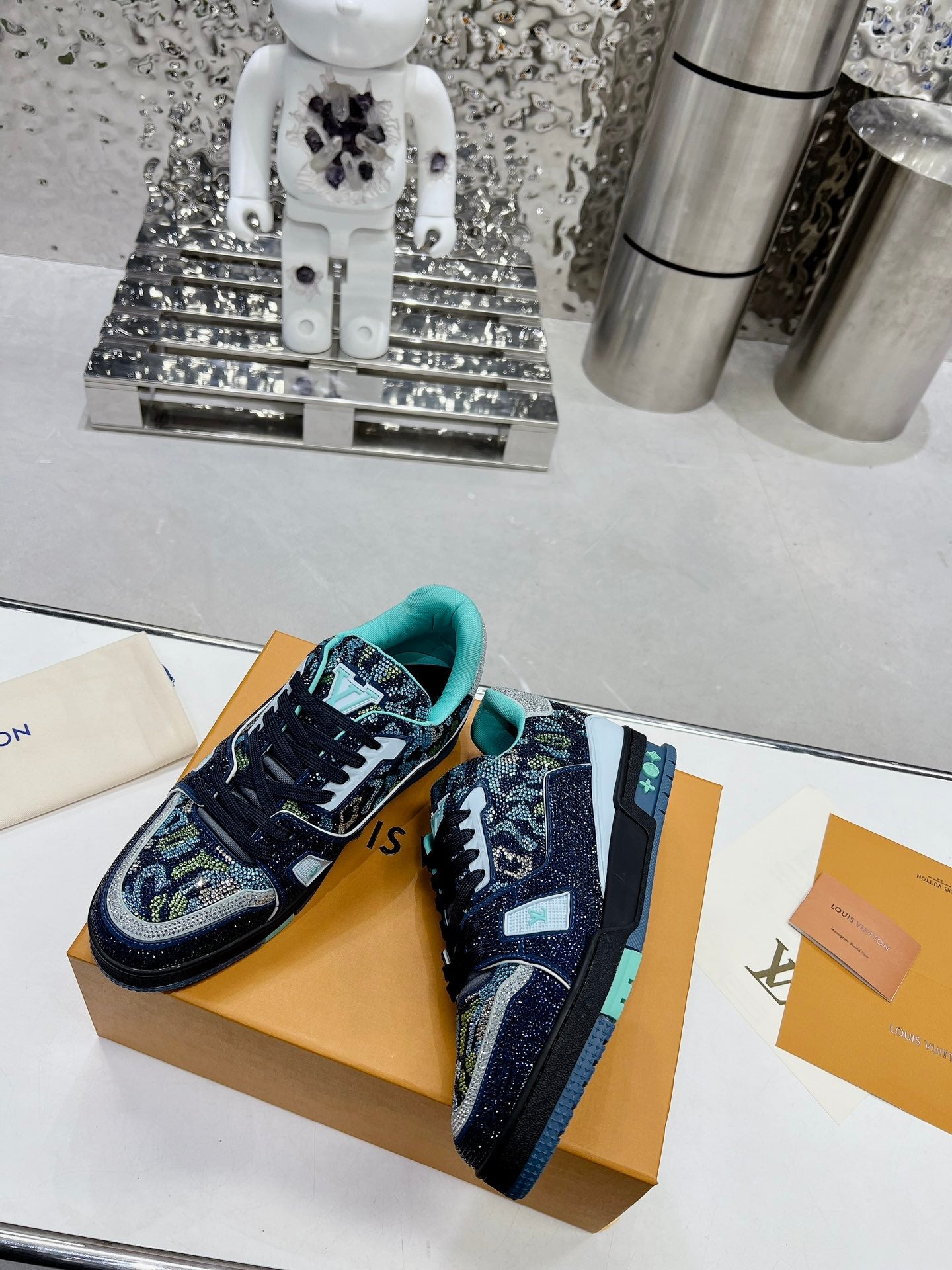 Louis Vuitton  Sneakers