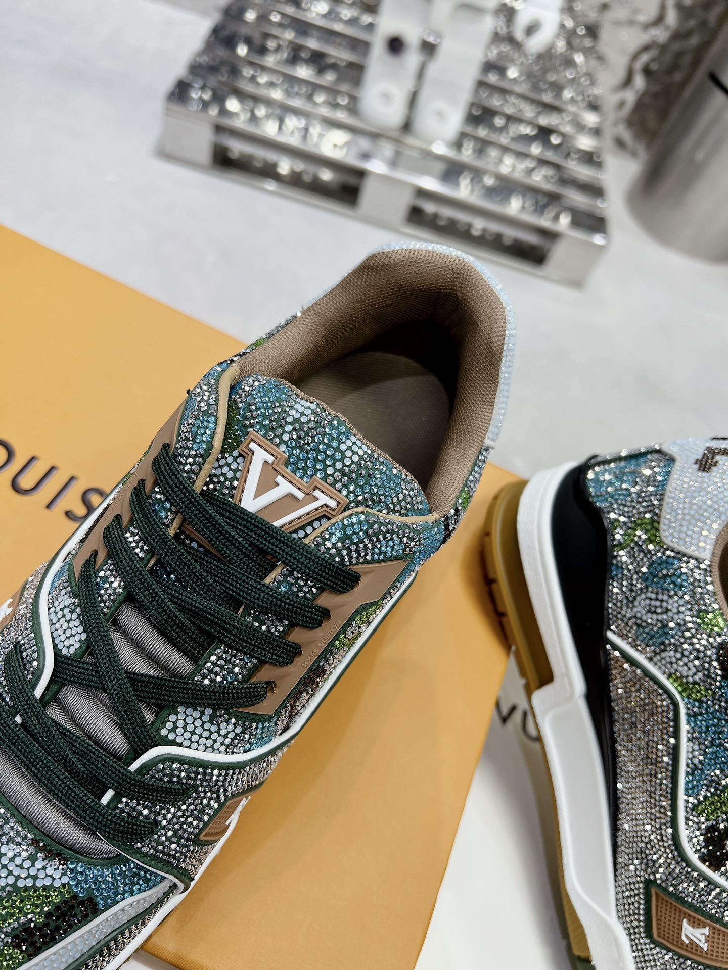 Louis Vuitton  Sneakers